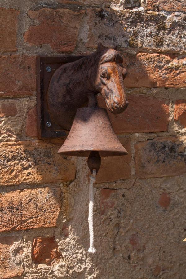 Podere Piazza Casa Dell'Arcivescovo シエーナ エクステリア 写真