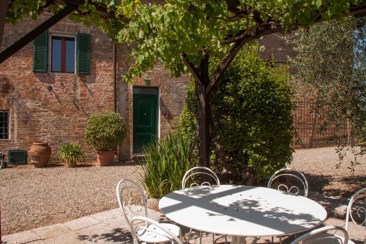 Podere Piazza Casa Dell'Arcivescovo シエーナ エクステリア 写真